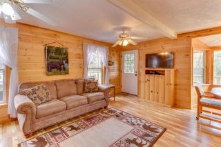 4 Bed 2 Bath Vacation home in Whittier - Whittier - 5
