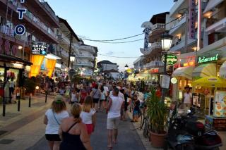 Artisti Elena - Paralia Katerinis - 1