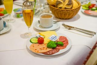 Confour Hotel - Burgdorf - 7