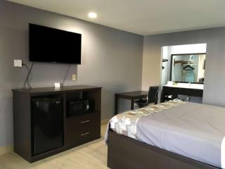 Americas Best Value Inn Denham Springs - 1