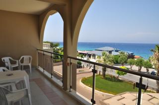 Sea Melody Beach Hotel Apartments - Ialyssos - 1