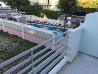 Hebes on the beach - Kavos - 4