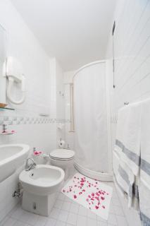 Hotel Ambasciatori - 4