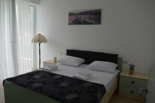 Blini Seaside Apartment - 8