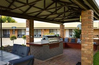 Statesman Motor Inn - Corowa - 3