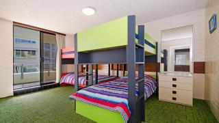 By The Sea Unit 4 13 Esplanade Kings Beach - Caloundra - 8