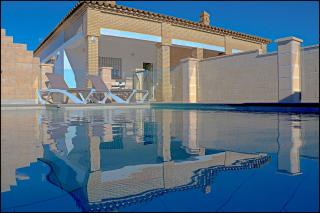 Chalet Peñuelas con piscina - 0