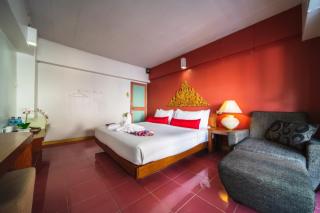 Wild Orchid Villa Bangkok - 4