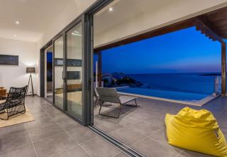 Hideaway Villa am Meer - Ražanj - 8