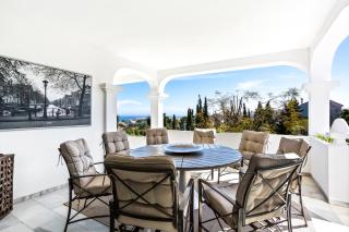 Luxury Villa Marbella with nice garden, Pool and Jacuzzi BY Varenso Holidays - 9