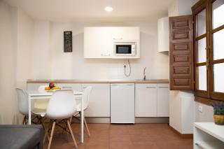 Apartamentos Nahira Suites 3000 - Granada - 5
