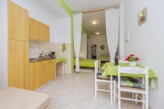 Studio Apartments Romina - 9