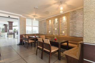 Hunguest Hotel Apollo - 8