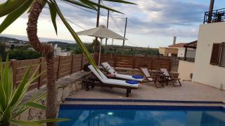 Sharon's Stone Villa - 4