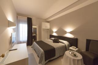 Hotel Delta - Montevarchi - 0