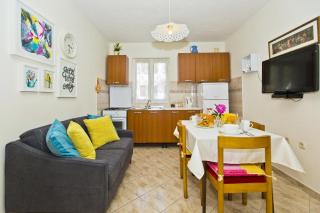 Lina Vranković Apartments - Hvar - 4