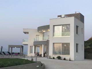 Elite Sea View Villa - Pomos - 5