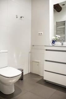 Central, Spacious and Authentic Family Apartment - San Sebastián - 2