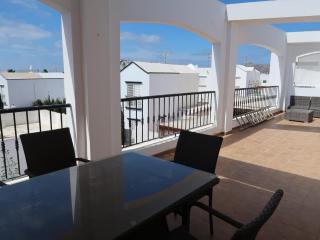 Comfortable and modern apartment next to the Avenida central in Tías - 9