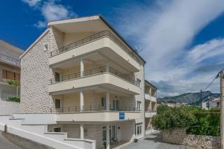 Apartments Villa Aquamarine - Duće - 0