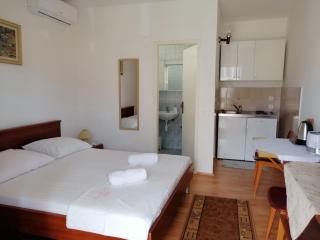 Apartments Emmas studio - Stari Grad - 5