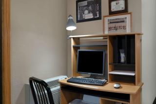 Super 8 by Wyndham North Platte - 1