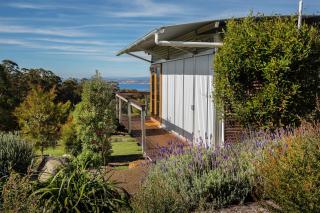 Hobart Hideaway Pods - 9