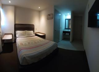 HB Express Hotel - 9