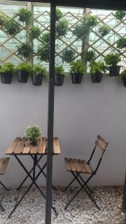 Haus Sathorn 21 Bed and Breakfast - Bangkok - 1