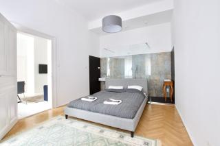 Luxury Apartment by Hi5 - Október 6 Street - Budapest - 3