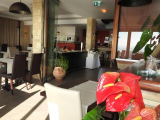 Hill View Hotel Apartments - 2