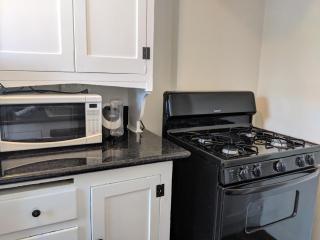 Casa Bonita Apartments - Long Beach - 2