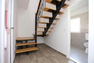 Seaside family friendly house with a swimming pool Slatine, Ciovo - 17231 - Slatine - 8
