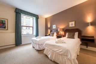 The Imperial Crown Hotel - 2