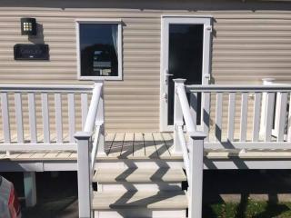 Luxury Holiday Caravan Home - 8