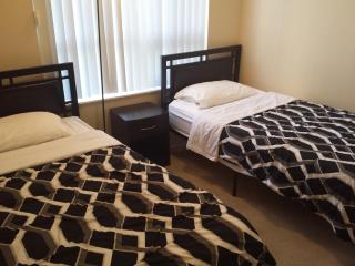 SPECTACULAR VIEW, 2 BEDROOMS FURNISHED CONDO and BEST LOCATION - Mississauga - 6