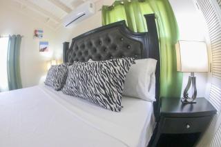 Draxhall Counytry Club Stays - Mammee Bay - 8