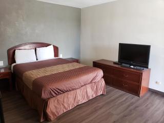 Classic Inn and Suites - El Centro - 3