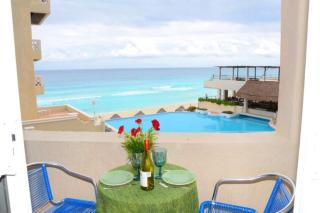 Ocean Front Suite, balcony, kitchen. - 0