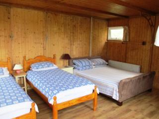 House of Quartz - Goleen - 3