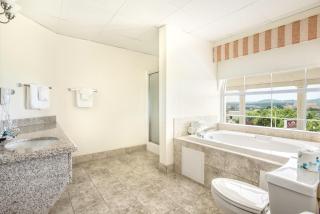 Savannah House Hotel - Branson - 1