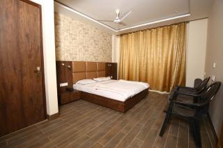 Hotel Manbhavan - Mathura - 5