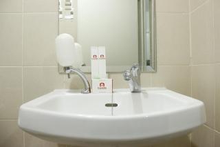 Fabulous 1BR Apartment Parahyangan Residence By Travelio - Bandung - 6
