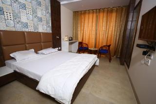 Hotel Manbhavan - Mathura - 3