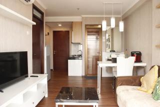 Classic 2BR Apartment At Gateway Pasteur near Exit Toll By Travelio - Bandung - 5