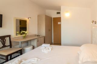 Hotel Zeus - Pomorie - 7