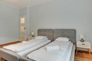 Seaside Boulevard - Top Location Apartment - 2