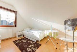 Private Rooms - Sarstedt - 1