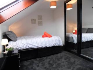 4 Bed Apartment, Paisley - Near GLA Airport - Paisley - 7