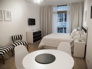 Studio Esmeralda - 8